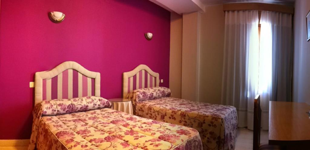 El Torreon Del Miguelete Hotel Miguel Esteban Kamer foto